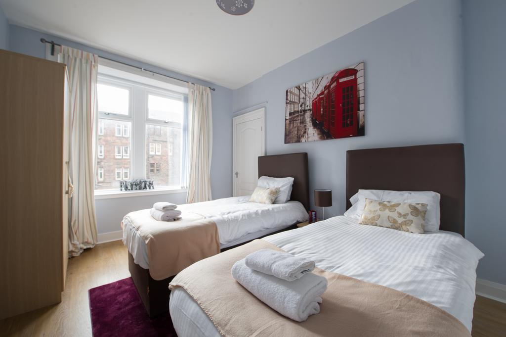 Premier - Crathie View Apartment Glasgow Exterior photo